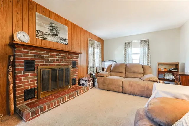 $434,900 | 25 Haven Street, Milford, MA 01757