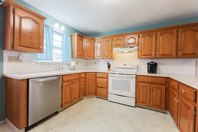 $434,900 | 25 Haven Street, Milford, MA 01757