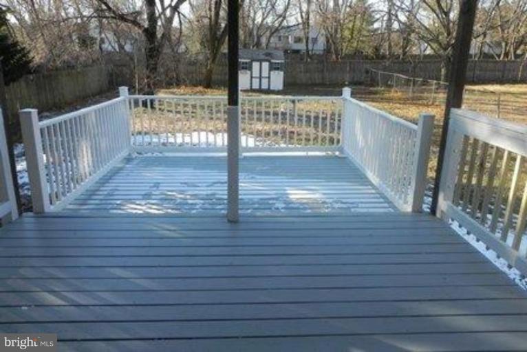 2616 Solomons Island Road Edgewater, MD 21037 - Photo 10 of 19 Deck