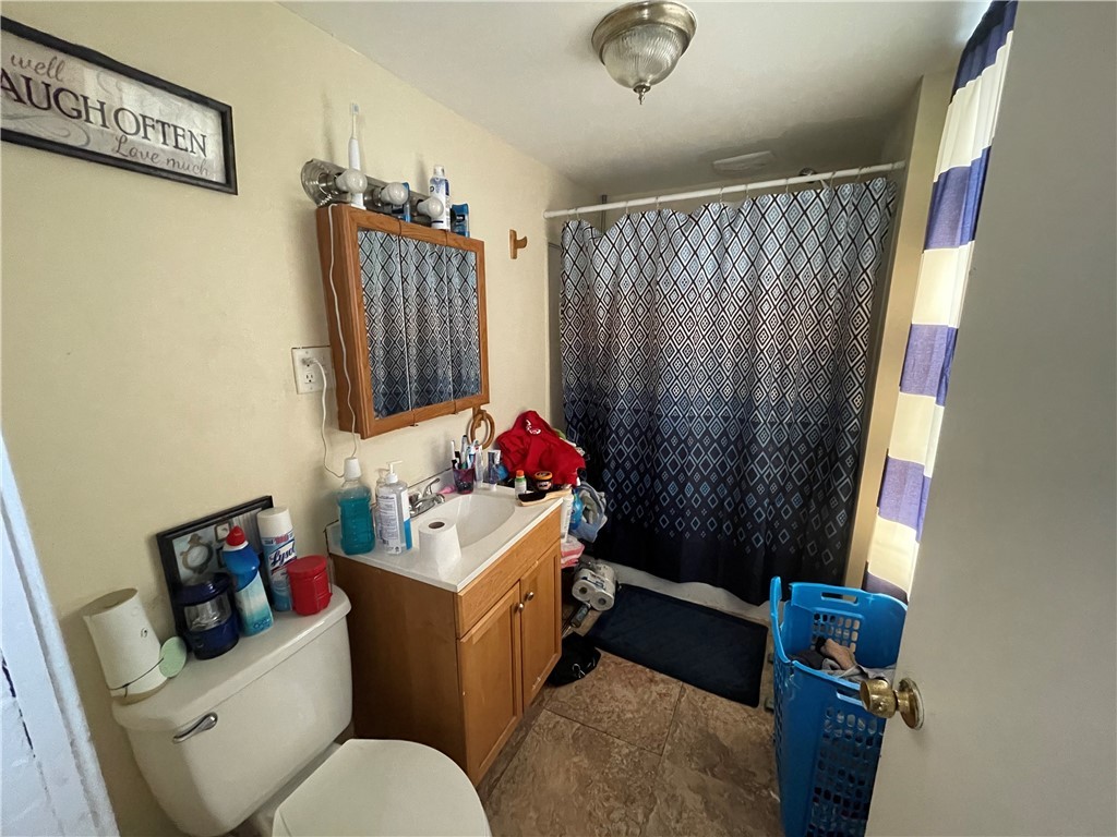 369 Burnside Avenue Woonsocket, RI 02895 - Photo 15 of 28 Gallery Image 15