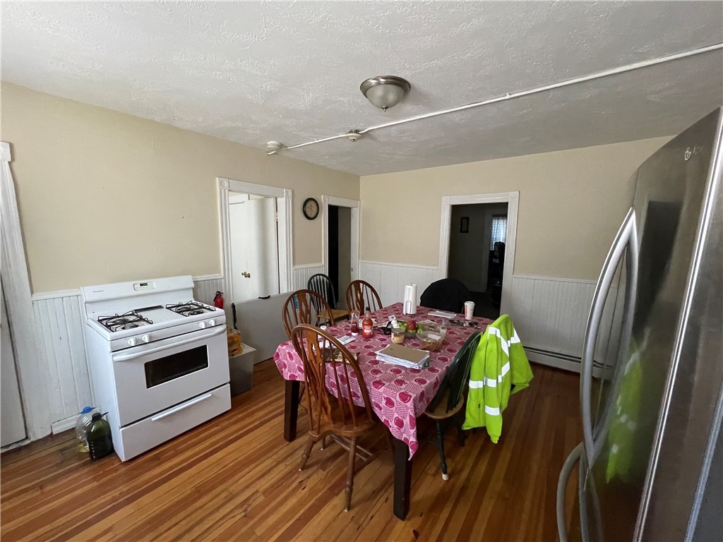 369 Burnside Avenue Woonsocket, RI 02895 - Photo 8 of 28 Gallery Image 8