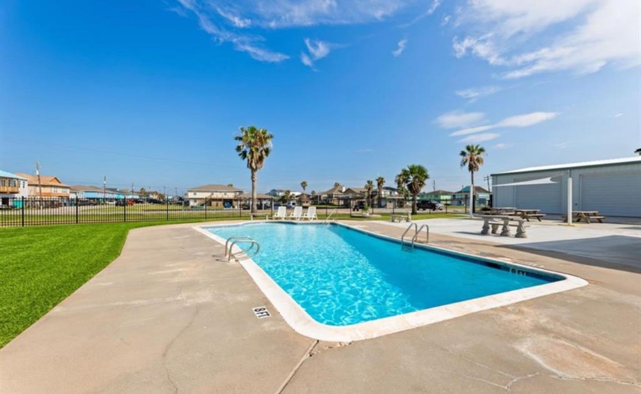 122 Four Master Road Freeport, TX 77541 - Photo 50 of 50 a view of a swimming pool and outdoor space