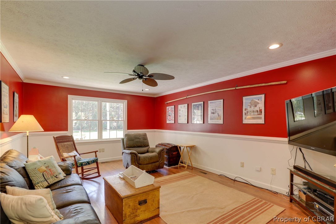 65 Thurston Road Mathews, VA 23109 - Photo 21 of 47 So many uses for this room. Playroom, rec room, office or den