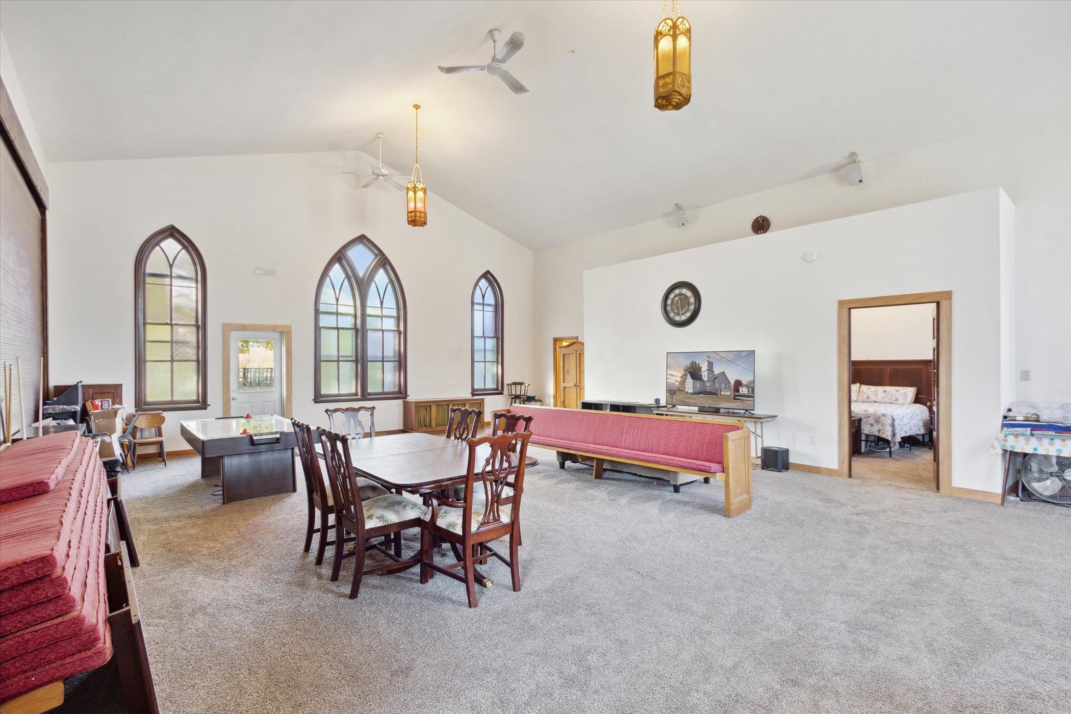 2649 West Florence Road Freeport, IL 61032 - Photo 9 of 45