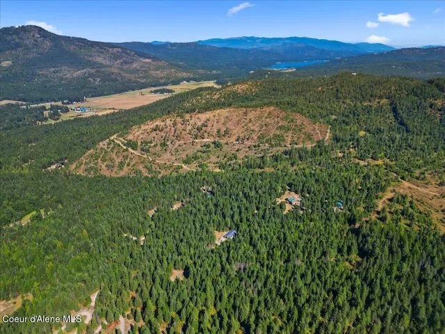$750,000 | 662 Homestead Hollow Road, Careywood, ID 83809