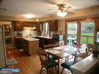 101 Shelley Road Southampton, PA 18966 - Photo 4 of 6 Kitchen