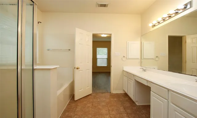 $2,700 | 20506 Spring Lilac Lane, Spring, TX 77388