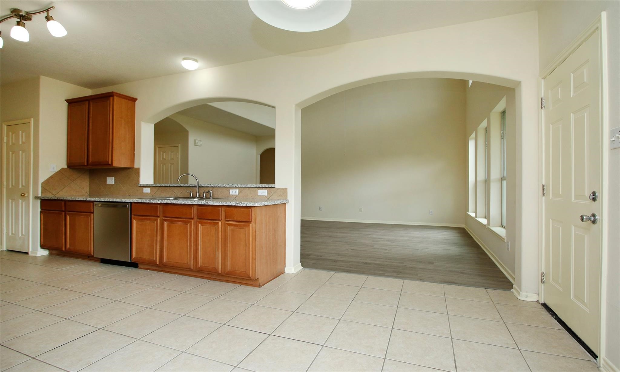 20506 Spring Lilac Lane Spring, TX 77388 - Photo 10 of 33