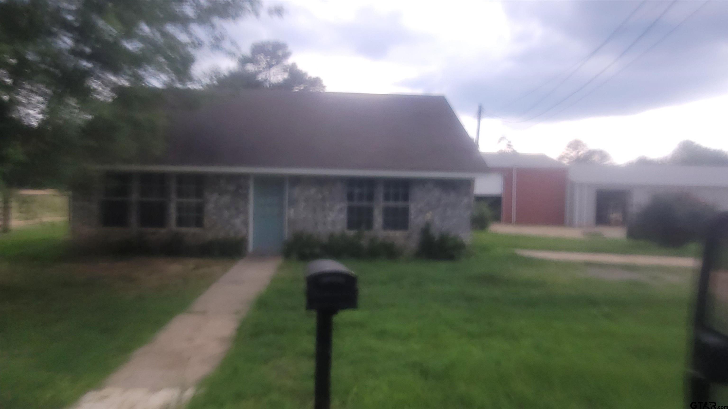 221 Locker Plant Road Gladewater, TX 75647 - Photo 4 of 7