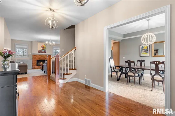 $625,000 | 44 Woodland Trail, Rochester, IL 62563