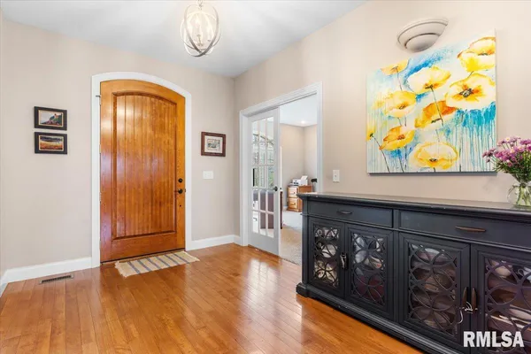 $625,000 | 44 Woodland Trail, Rochester, IL 62563
