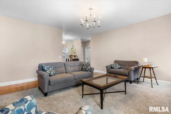 $625,000 | 44 Woodland Trail, Rochester, IL 62563