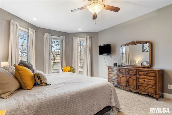 $625,000 | 44 Woodland Trail, Rochester, IL 62563