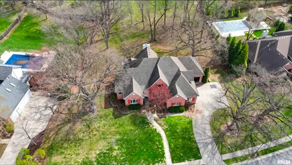 $625,000 | 44 Woodland Trail, Rochester, IL 62563