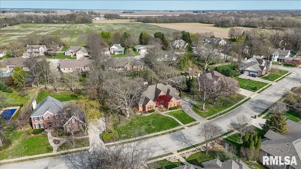 $625,000 | 44 Woodland Trail, Rochester, IL 62563