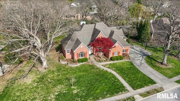 $625,000 | 44 Woodland Trail, Rochester, IL 62563