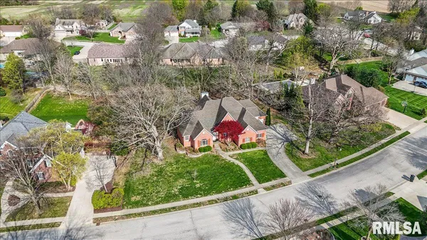 $625,000 | 44 Woodland Trail, Rochester, IL 62563