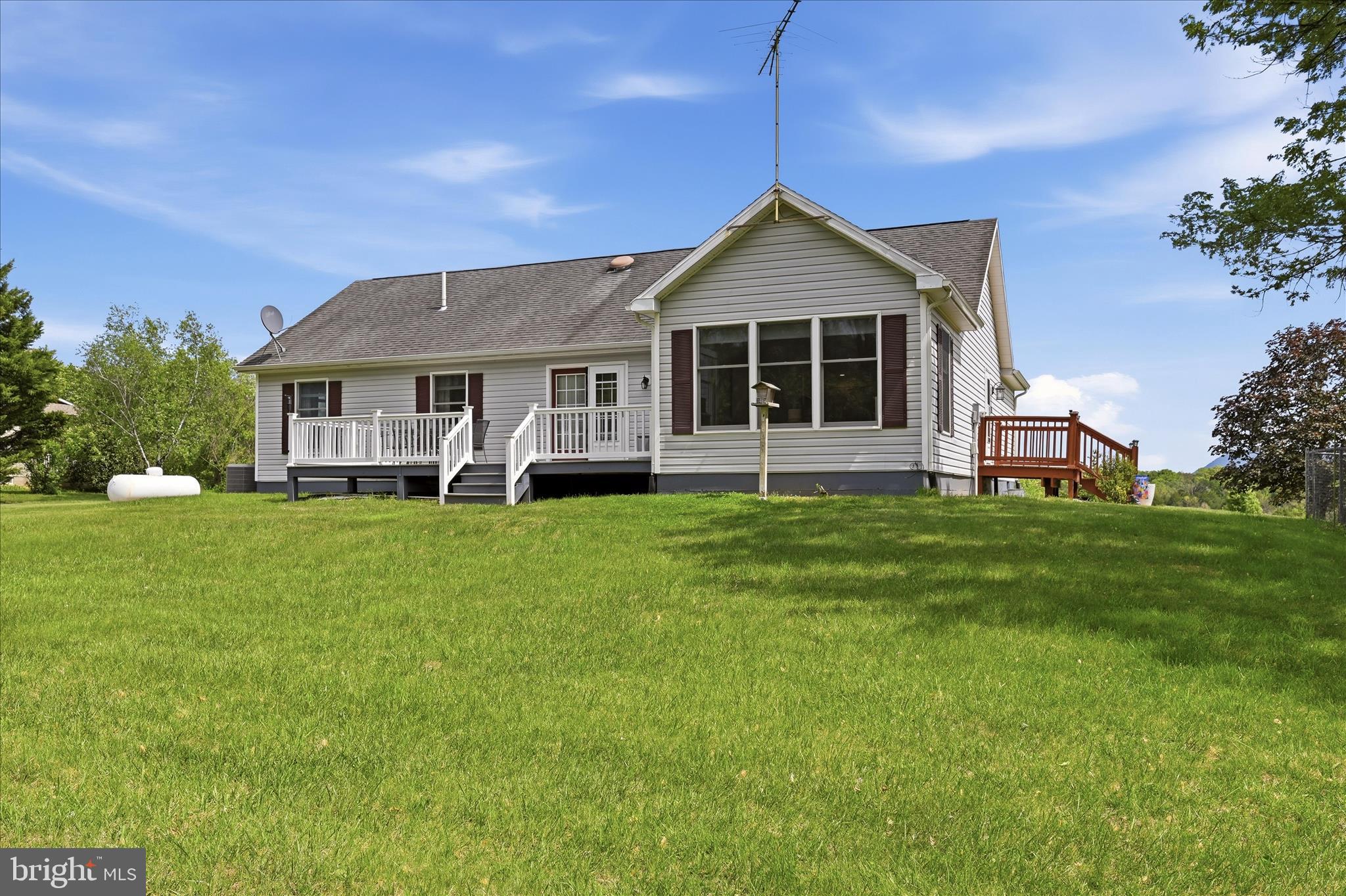 16335 Back Road Strasburg, VA 22657 - Photo 47 of 56 Back Exterior