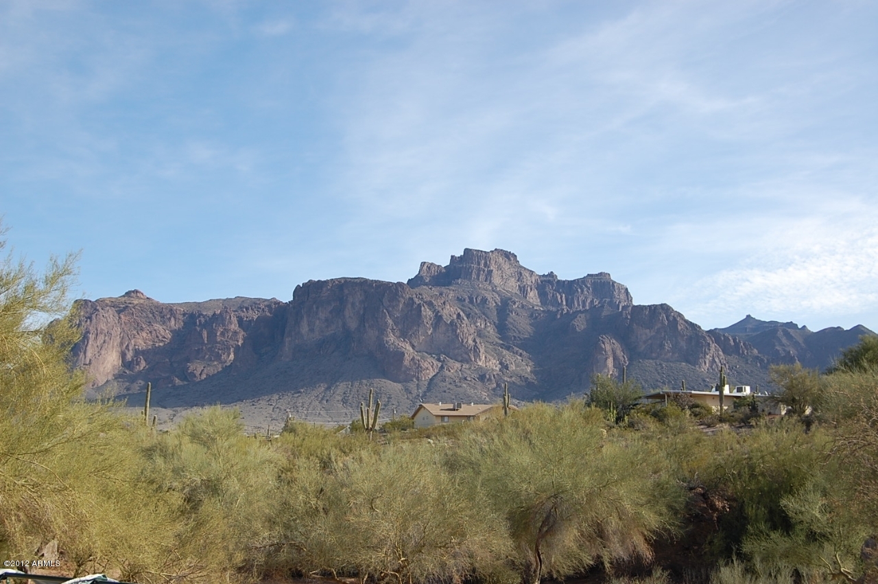 891 North Roadrunner Road Apache Junction, AZ 85119 - Photo 19 of 28 Mountain View