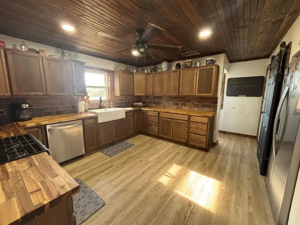 $450,000 | 15987 Farm To Market Road 164, Childress, TX 79201