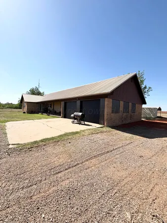 $450,000 | 15987 Farm To Market Road 164, Childress, TX 79201