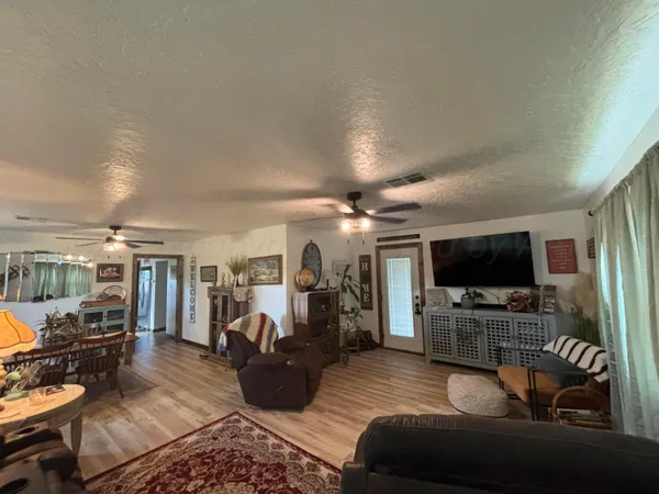 $450,000 | 15987 Farm To Market Road 164, Childress, TX 79201
