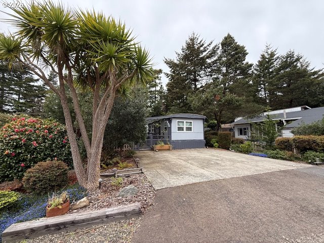 1600 Rhododendron Drive, Unit 155 Florence, OR 97439 - Photo 2 of 33