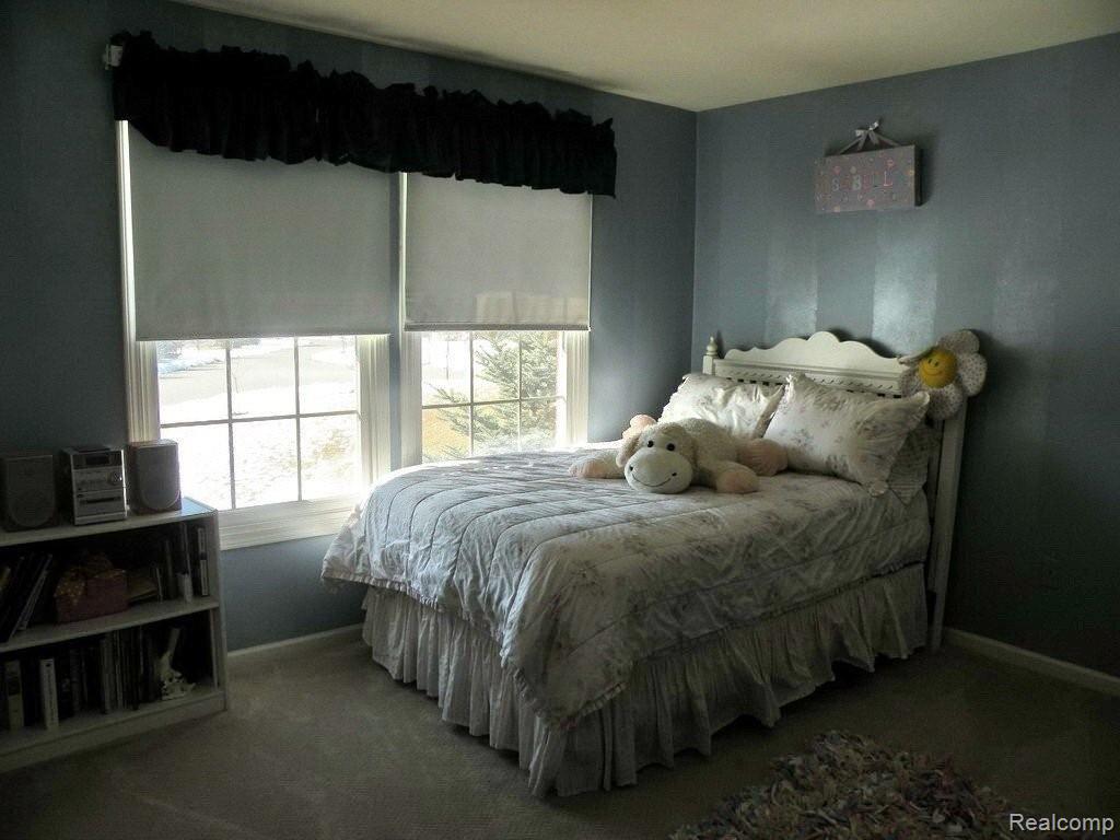 3713 Inverness Drive Rochester, MI 48306 - Photo 16 of 25 Bedroom 4