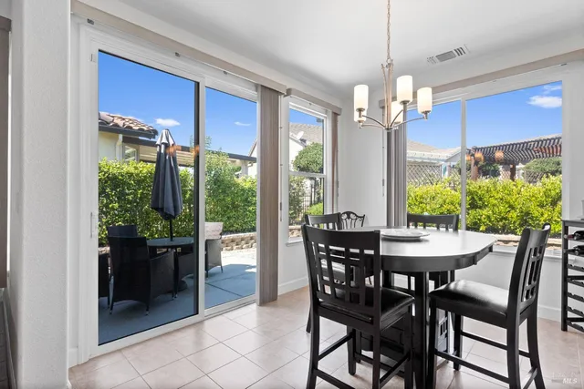 $468,700 | 525 Eagle Drive, Rio Vista, CA 94571