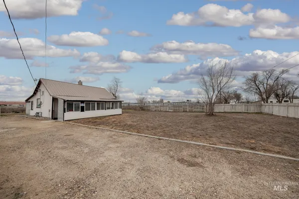 $225,000 | 1569 Northwest 9th Street, Ontario, OR 97914