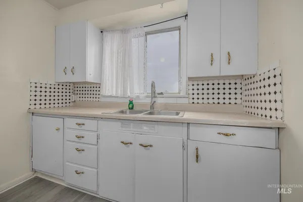 $225,000 | 1569 Northwest 9th Street, Ontario, OR 97914