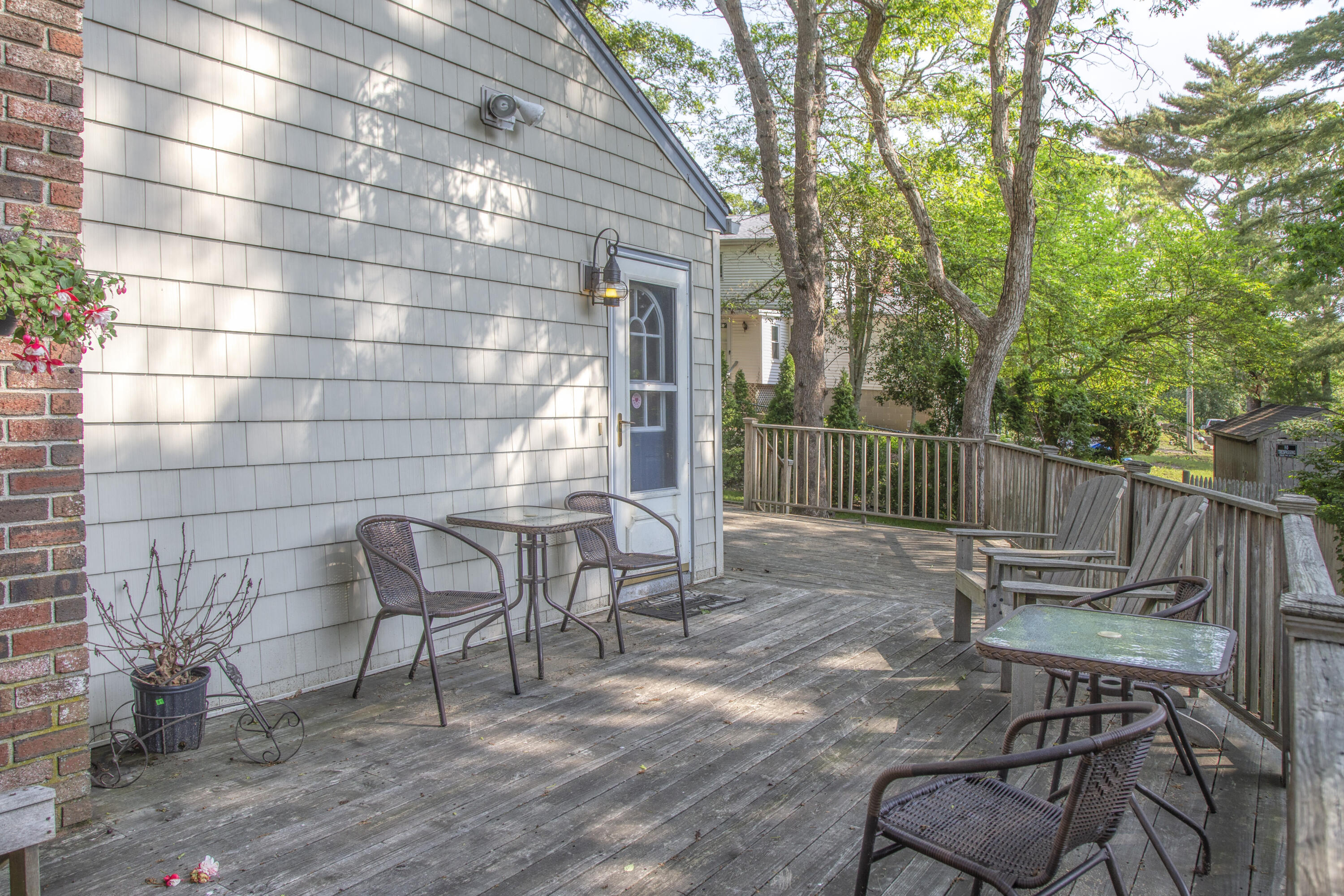 34 Edgewood Road Hyannis, MA 02601 - Photo 16 of 37 34 Edith Hyannis 057