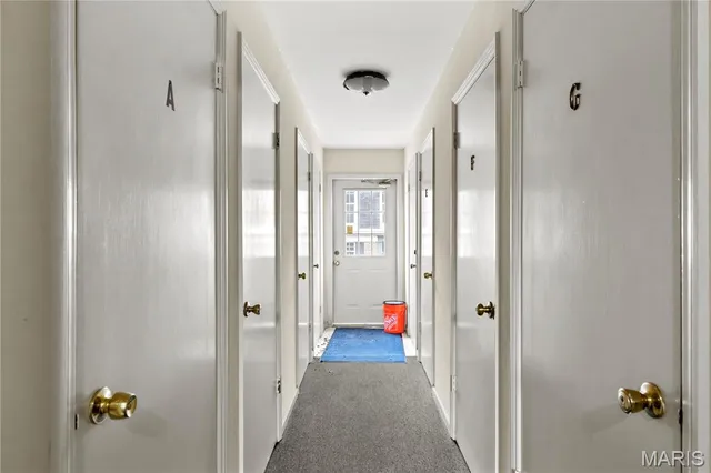 $62,500 | 444 Chapel Ridge Drive, Unit F, Hazelwood, MO 63042