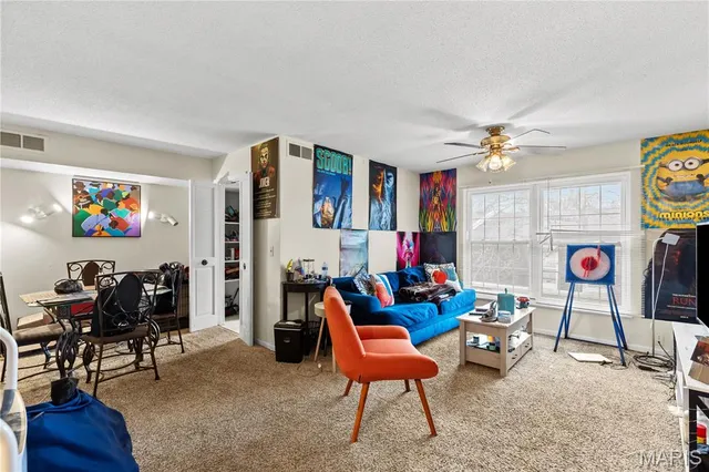 $62,500 | 444 Chapel Ridge Drive, Unit F, Hazelwood, MO 63042