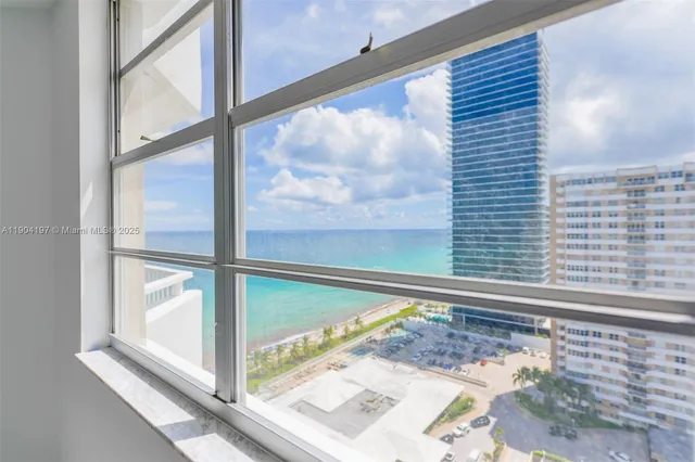$3,000 | 1950 South Ocean Drive, Unit 19A, Hallandale Beach, FL 33009