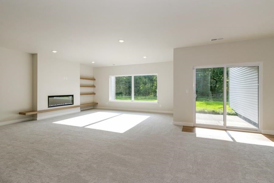 818 High Rdg Trail Solon, IA 52333 - Photo 23 of 38 Gallery Image 23