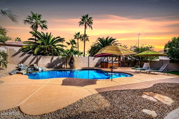 $880,000 | 960 West Myrtle Drive, Chandler, AZ 85248