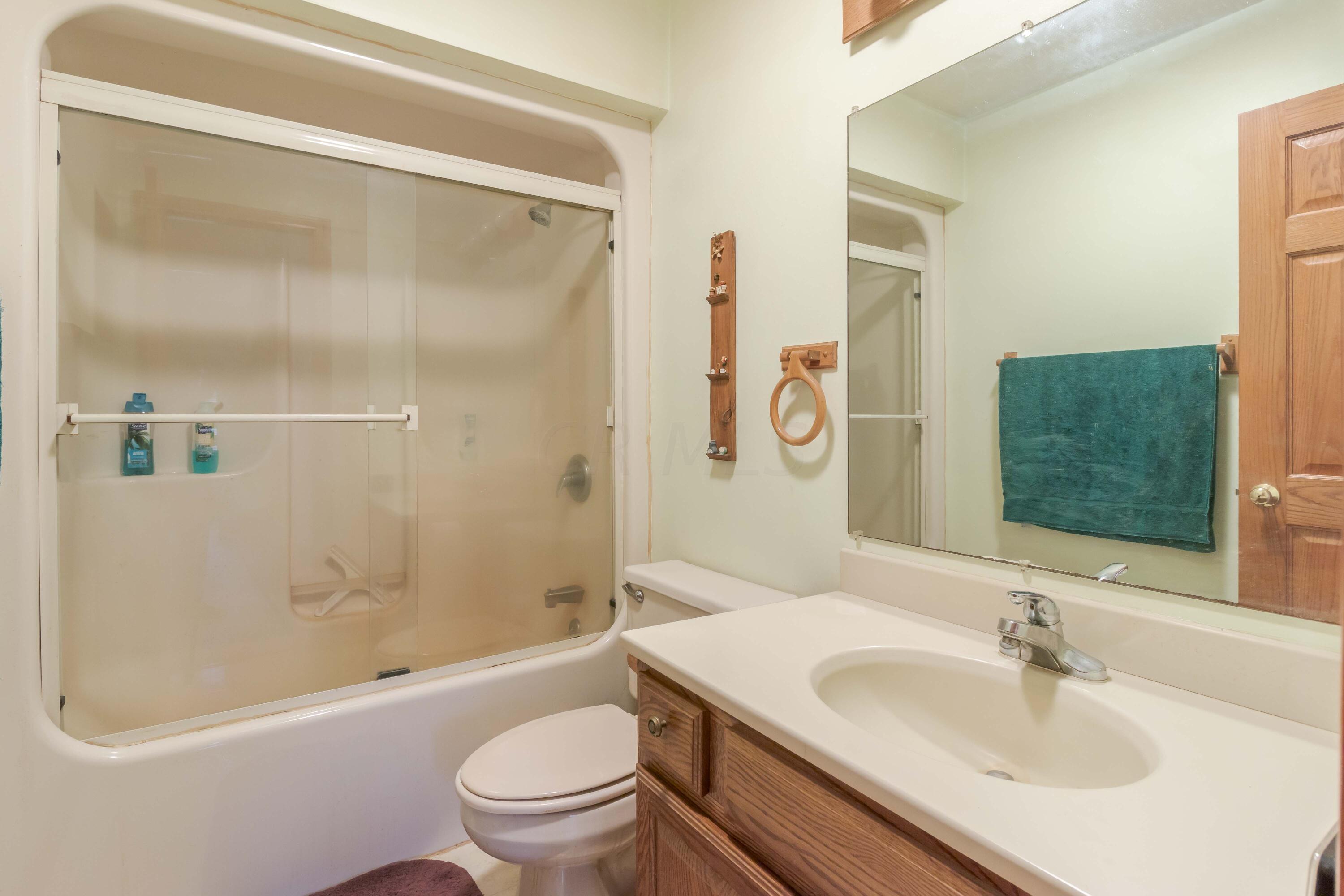 7667 Winchester Road Northwest Carroll, OH 43112 - Photo 17 of 65 Hall Bathroom