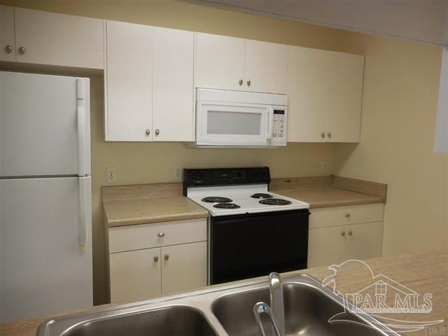 6879 Kapok Drive Milton, FL 32583 - Photo 4 of 6