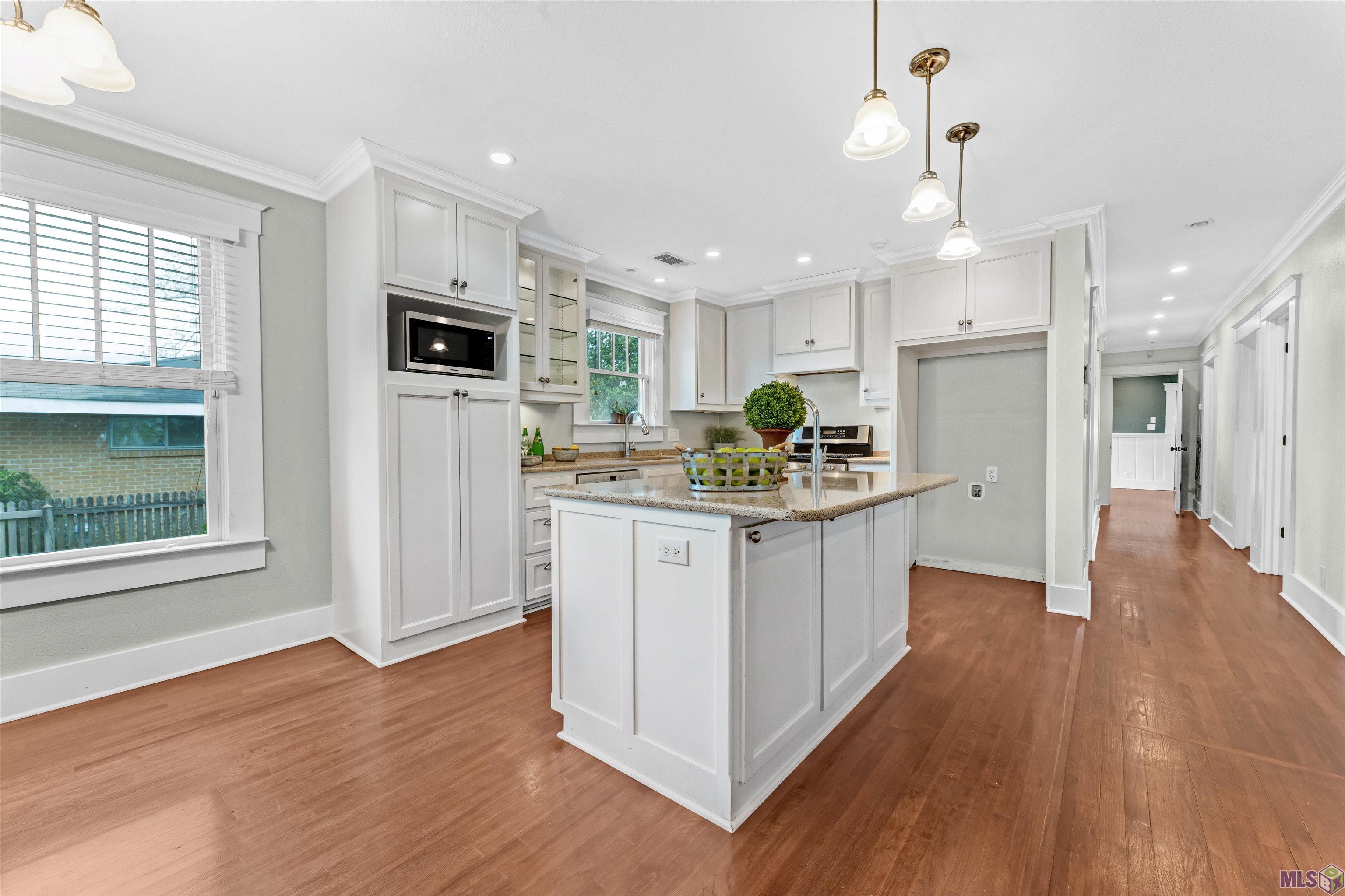 4937 Capital Heights Avenue Baton Rouge, LA 70806 - Photo 7 of 21