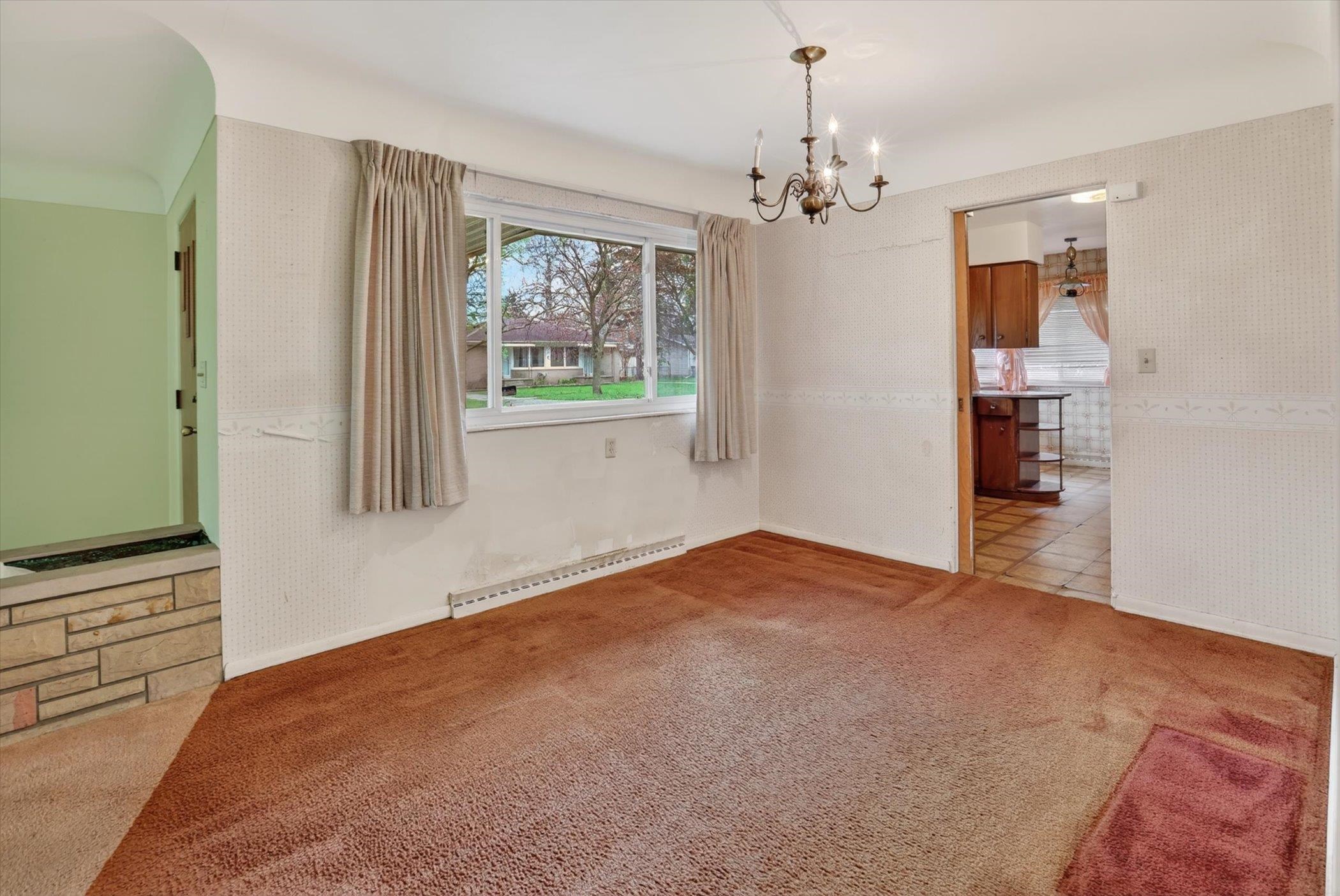 636 Rustic Road Saginaw, MI 48604 - Photo 5 of 30