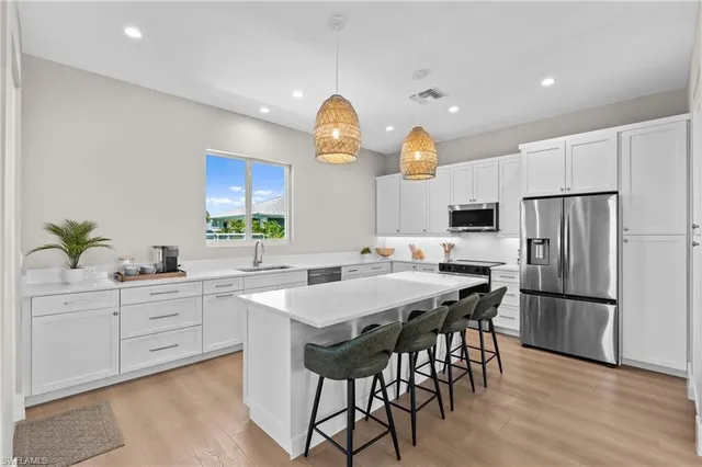 $2,250,000 | 117 Hercules Drive, Fort Myers Beach, FL 33931