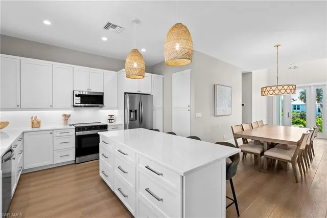 $2,250,000 | 117 Hercules Drive, Fort Myers Beach, FL 33931