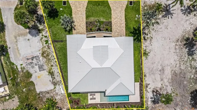 $2,250,000 | 117 Hercules Drive, Fort Myers Beach, FL 33931