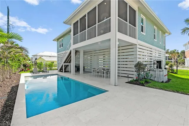 $2,250,000 | 117 Hercules Drive, Fort Myers Beach, FL 33931