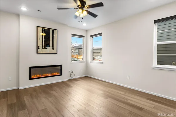 $3,200 | 23630 East 41st Avenue, Aurora, CO 80019