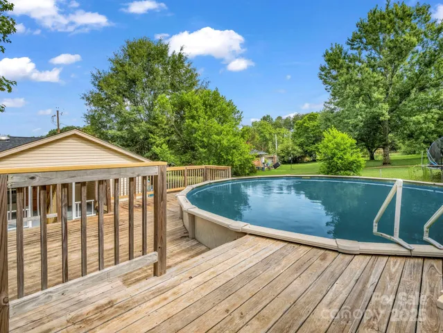 $265,000 | 128 North Woodland Avenue, Forest City, NC 28043