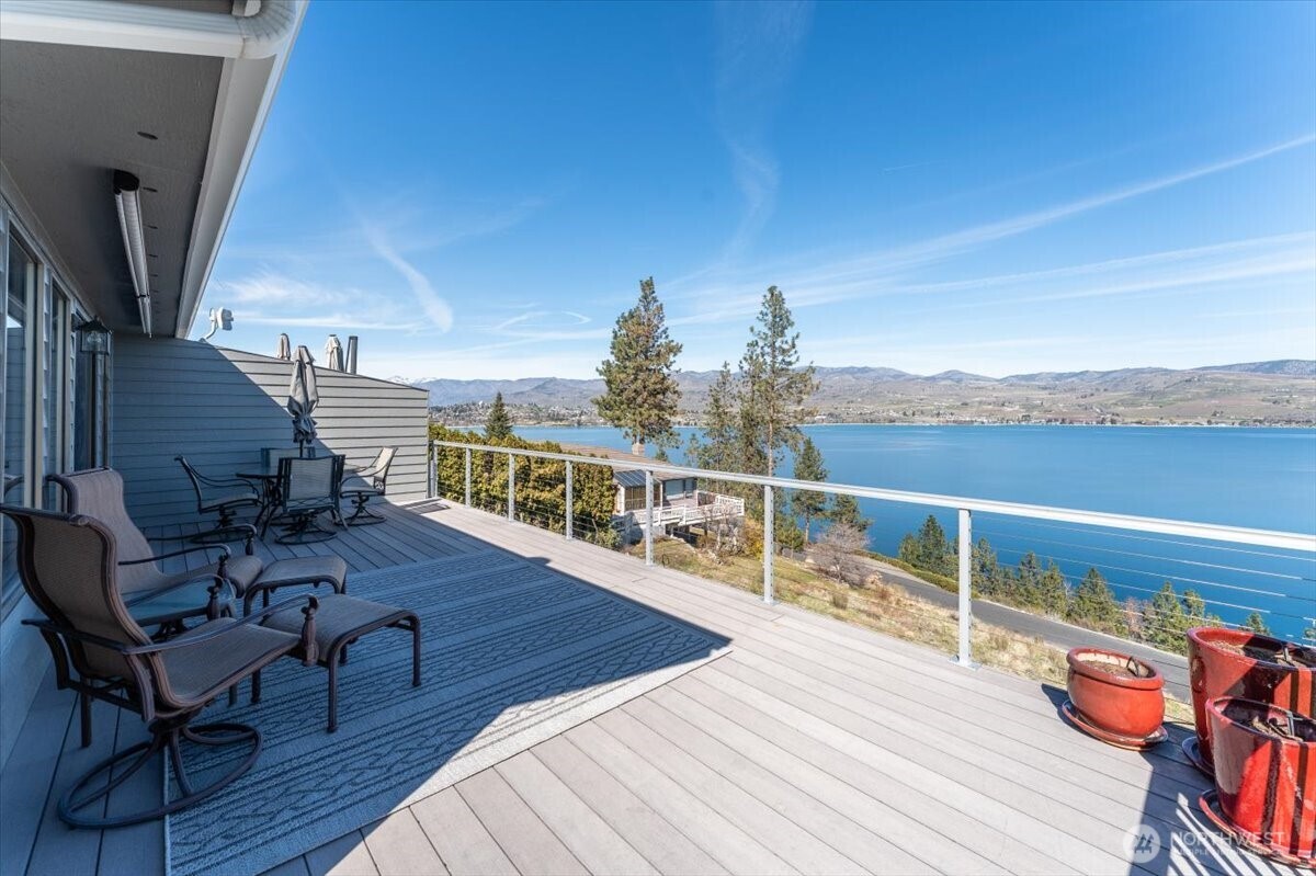 4056 Lakeview Place, Unit 2B Chelan, WA 98816 - Photo 15 of 40