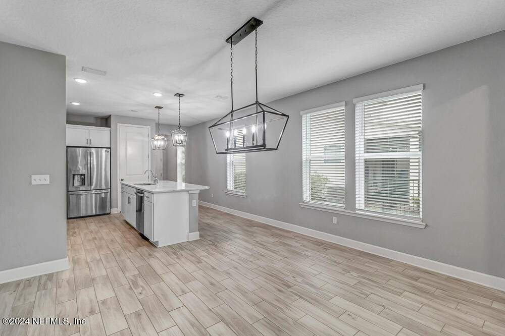 588 Vista Lake Circle Ponte Vedra, FL 32081 - Photo 8 of 39 18