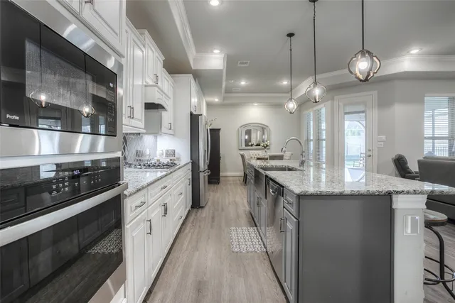 $429,000 | 5757 Lakeside Villas Court, Conroe, TX 77304